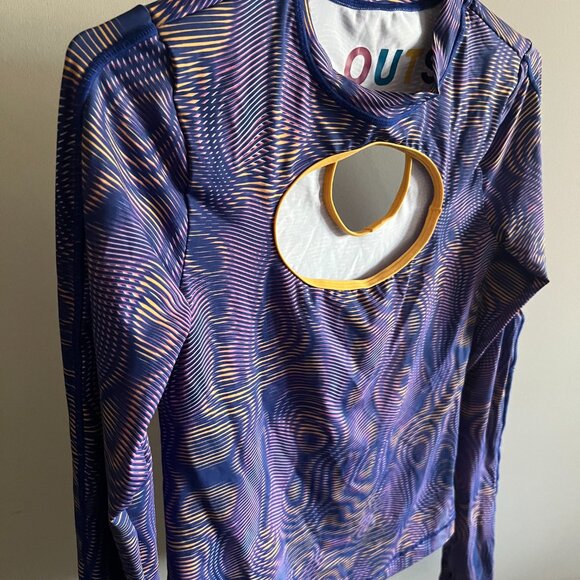 KkCo Studio Printed Cutout Top - Picture 3 of 6